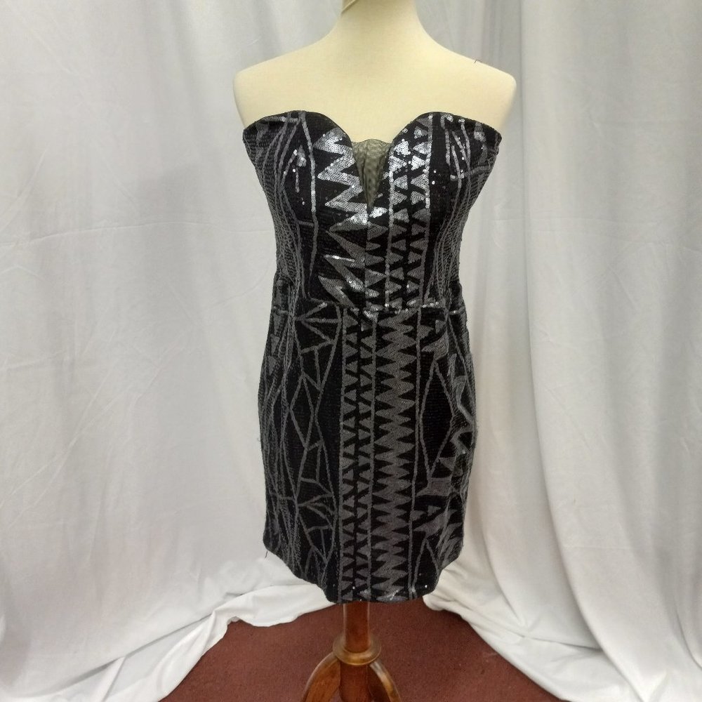XL Deb Black and Silver Sequin Strapless Dress
